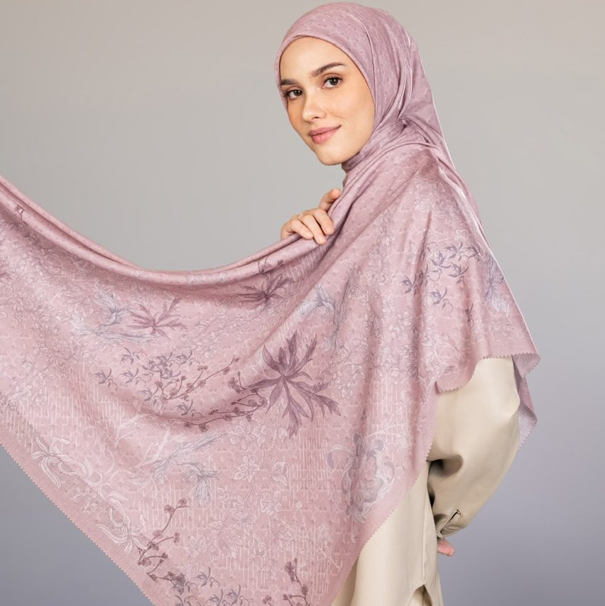 Hijab segi empat bahan voal