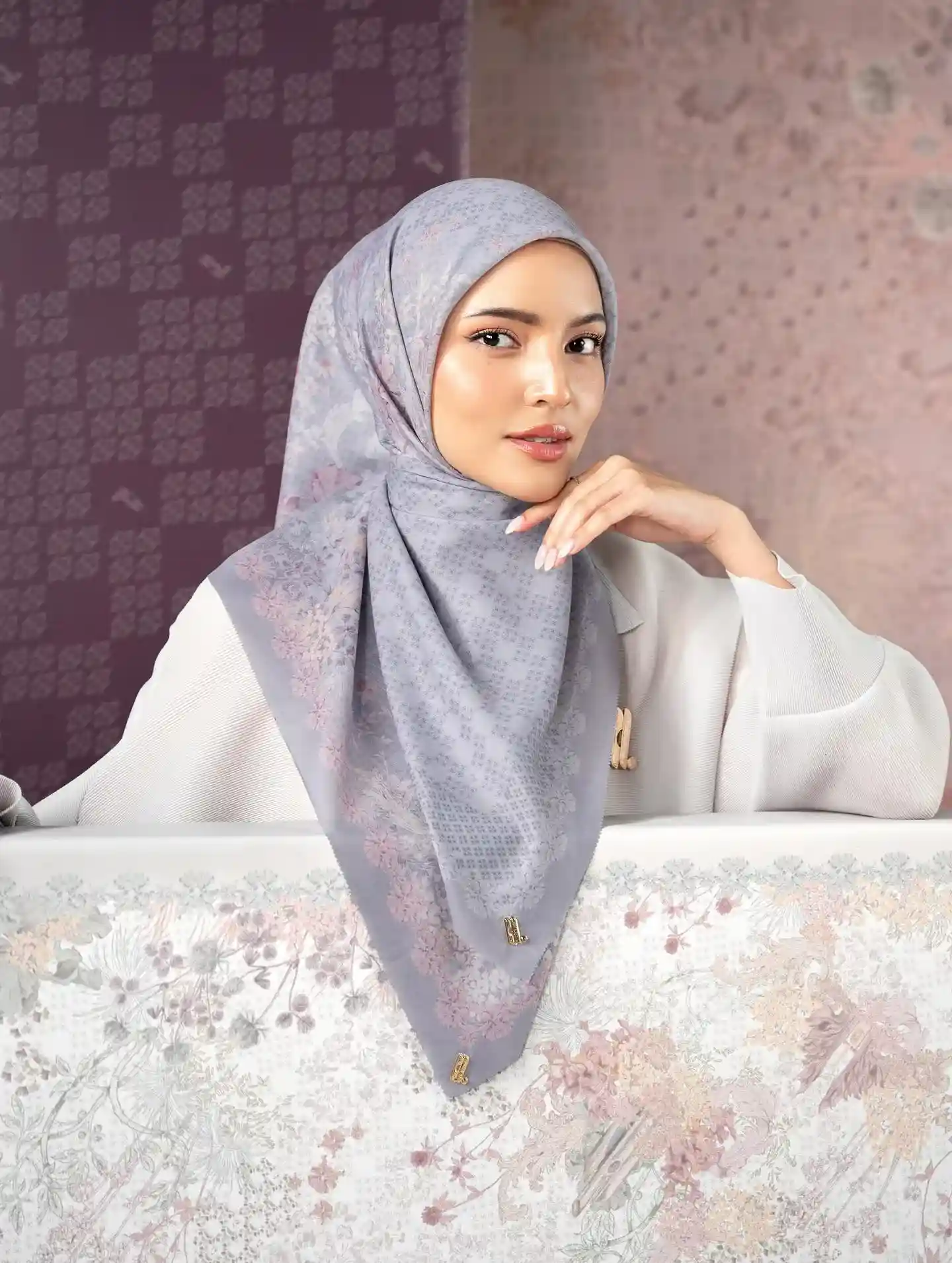 memilih hijab sesuai warna kulit