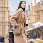 Warna jilbab yang cocok untuk baju coklat