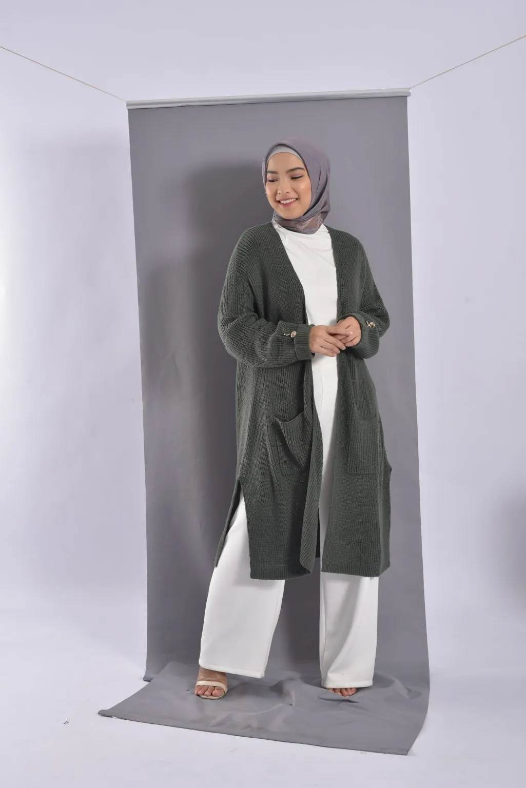 ootd celana putih
