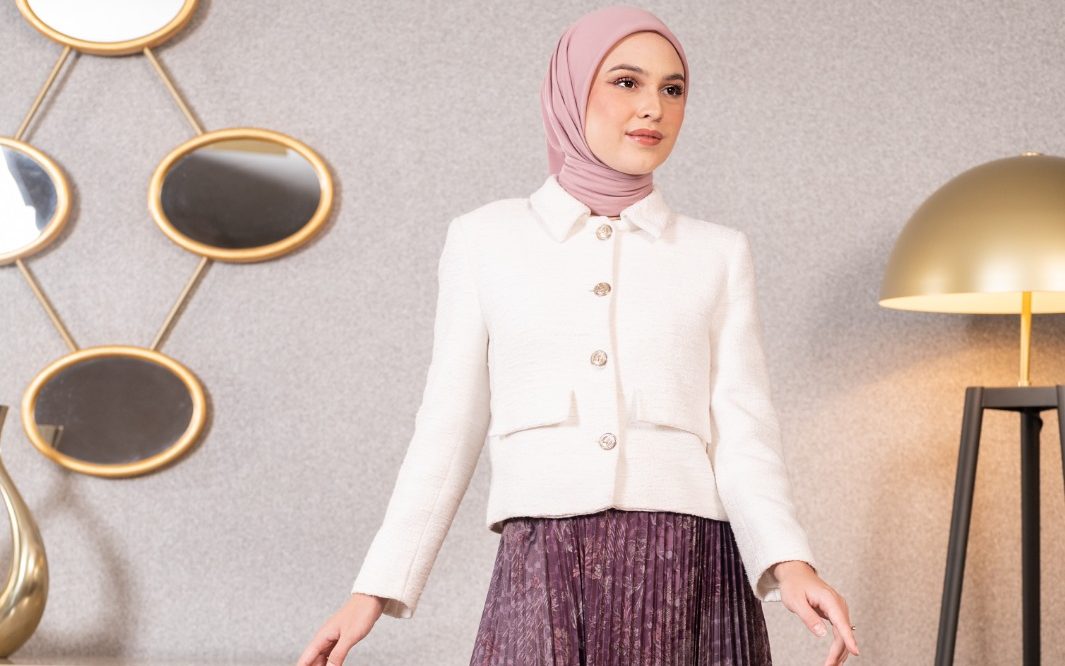 Baju Putih Cocok dengan Jilbab Warna Apa? Yuk Simak Daftarnya!