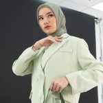 Outfit blazer wanita hijab