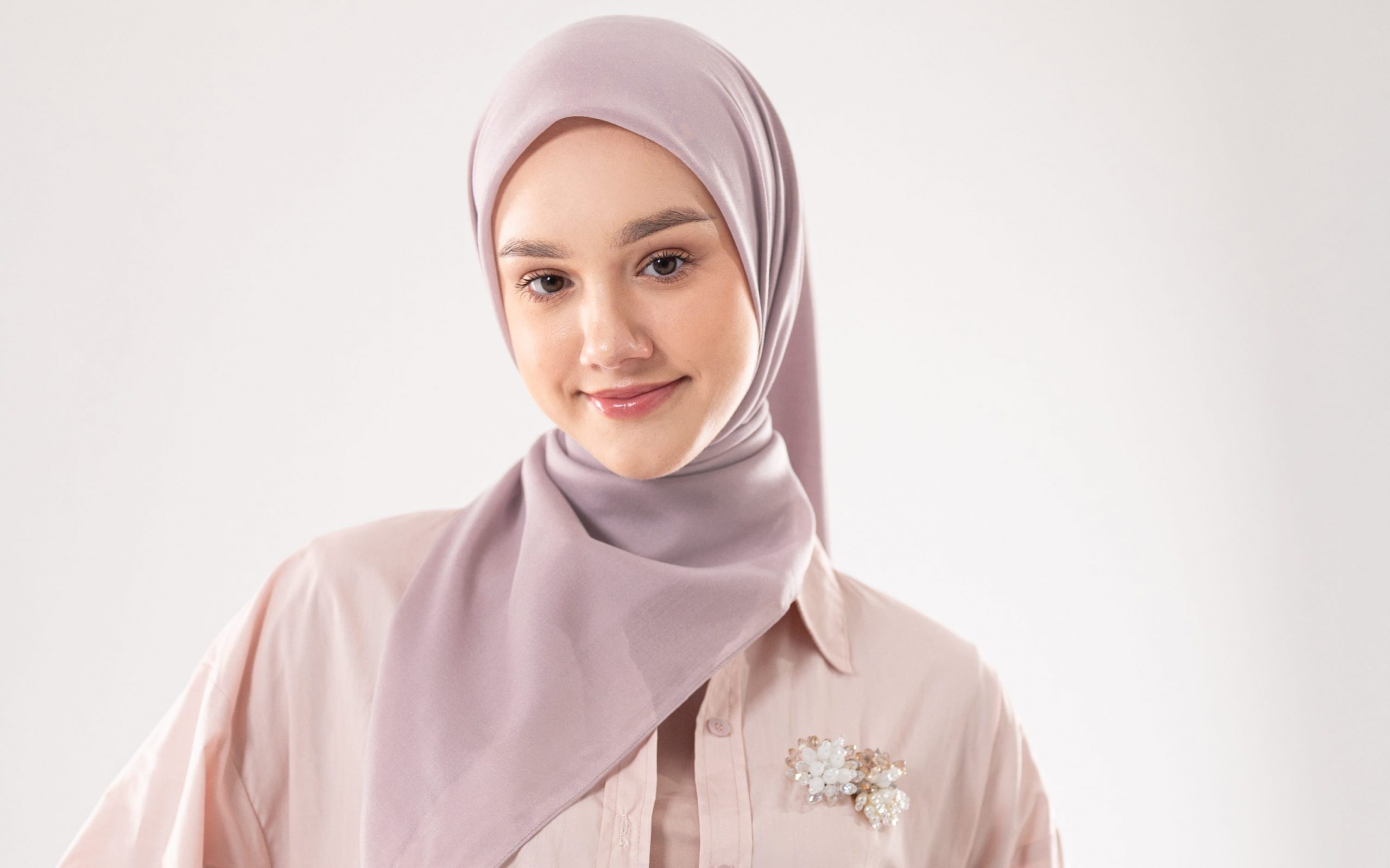 Tips dan Cara Merawat Hijab Voal yang Tepat