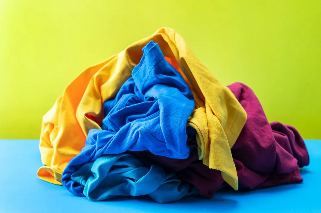 cara menghilangkan luntur pada baju berwarna