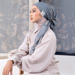 Warna jilbab yang cocok untuk kulit sawo matang