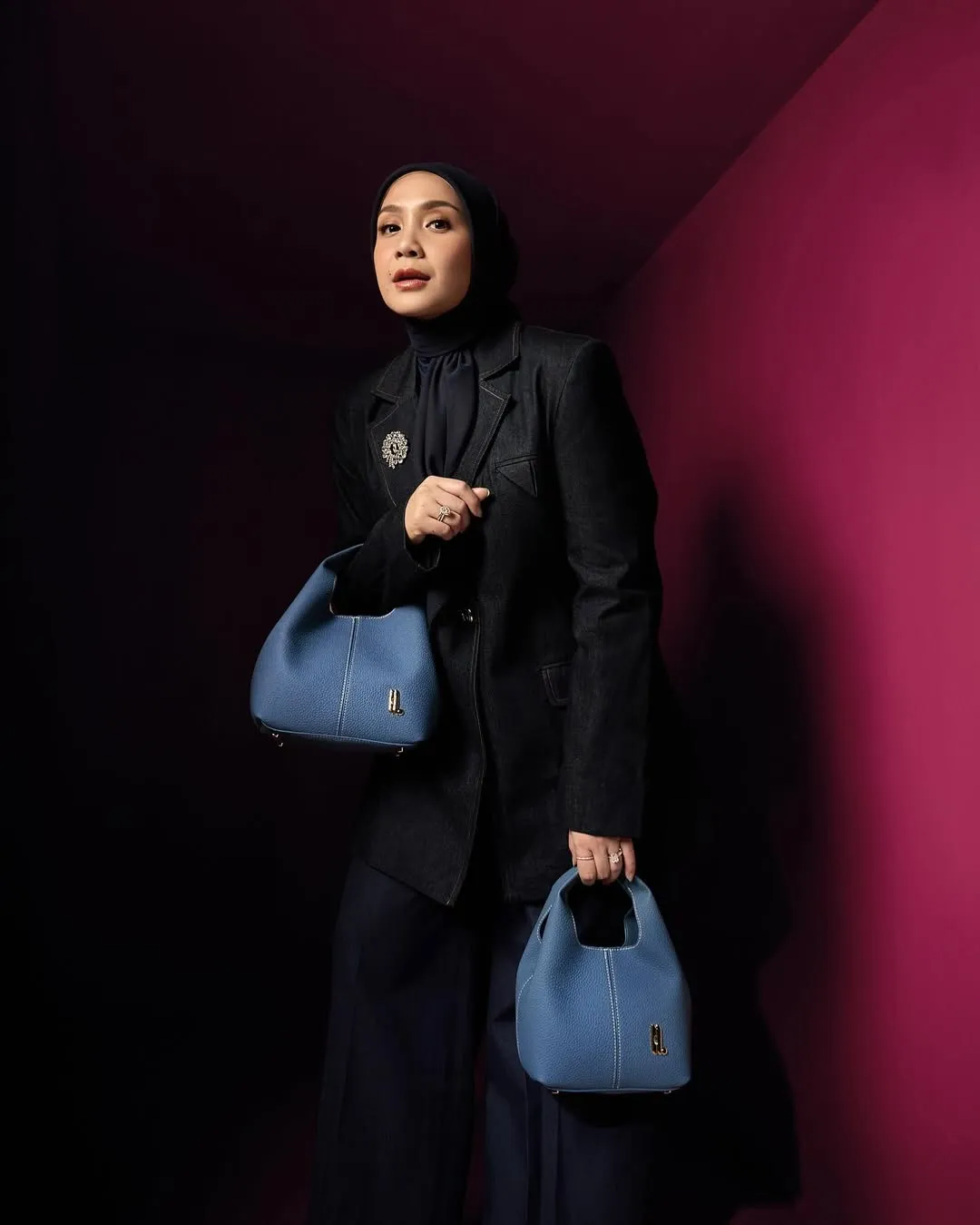 outfit baju hitam