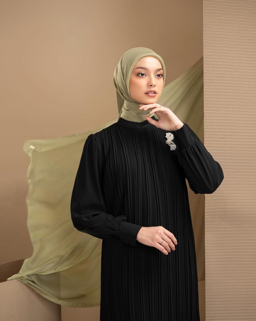 Baju atasan wanita