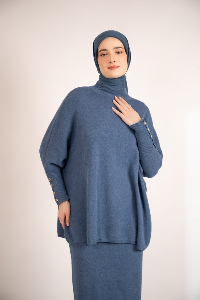 Warna jilbab untuk baju biru denim