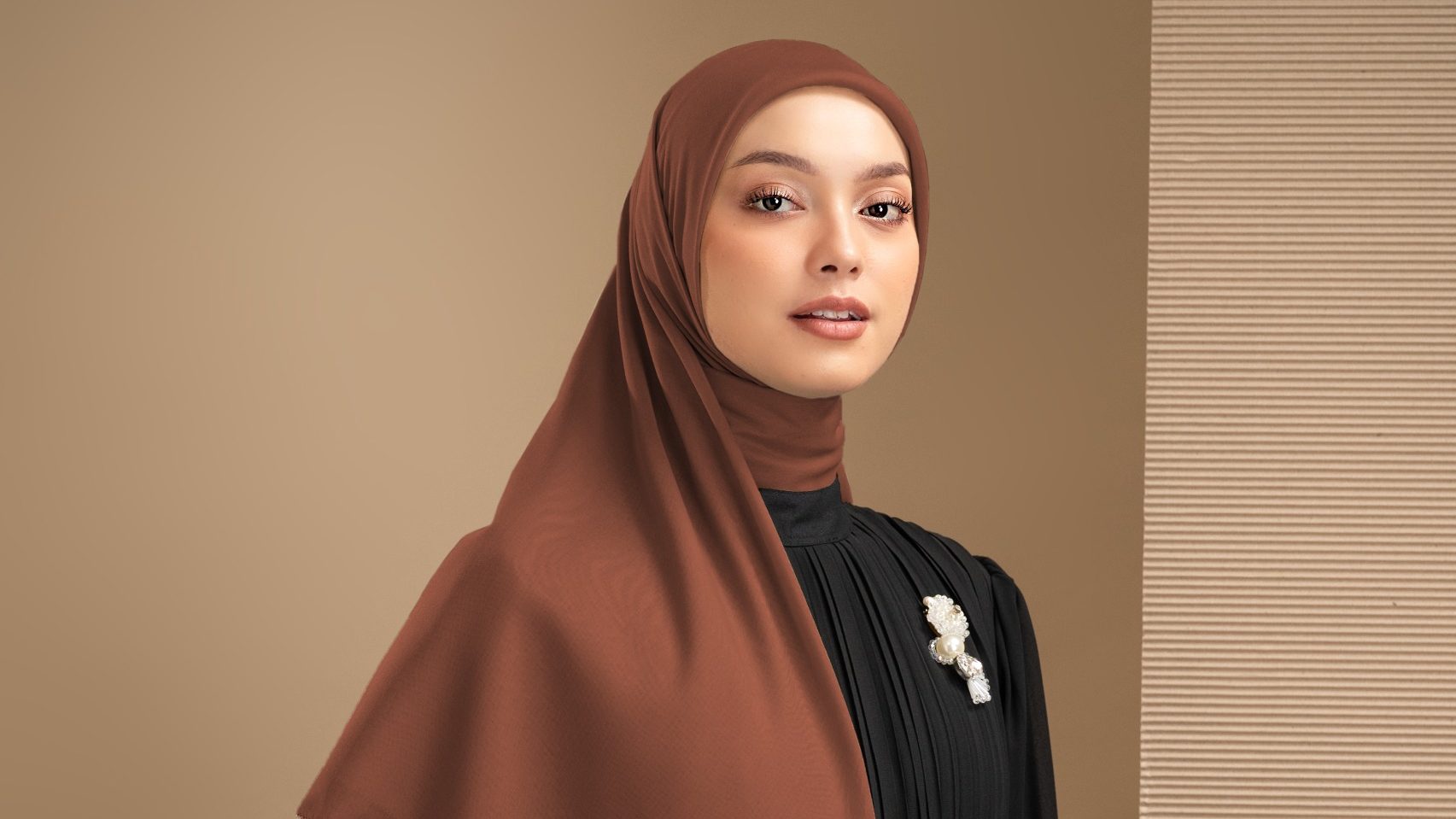 Warna jilbab yang cocok untuk semua warna baju