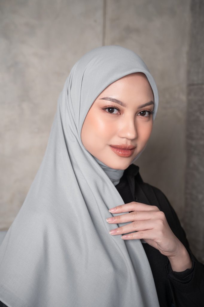 Hijab silver