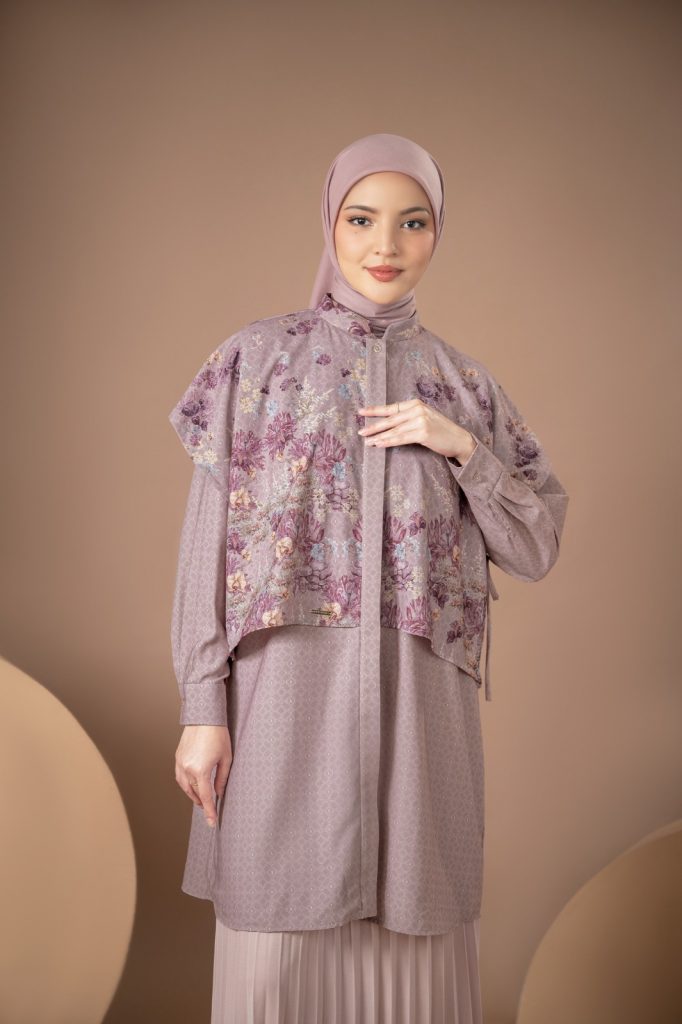 Model tunik