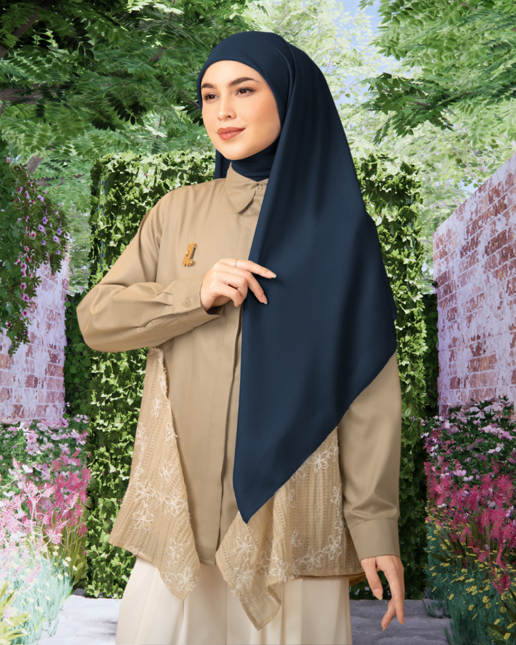 baju warna navy cocok dengan jilbab warna apa? 