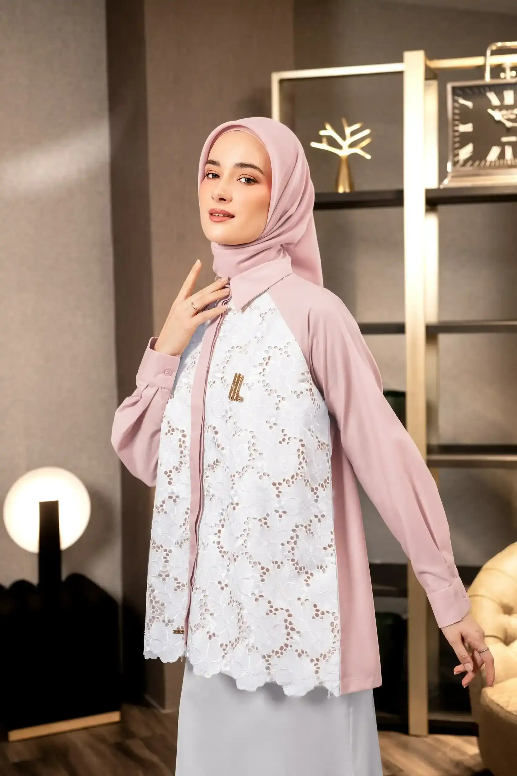 kemeja wanita