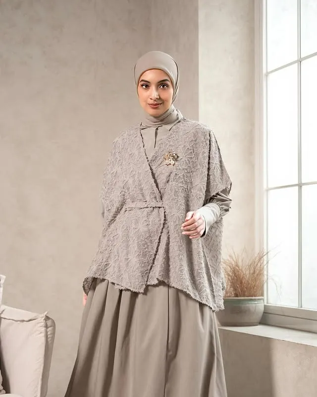 ootd vest hijab