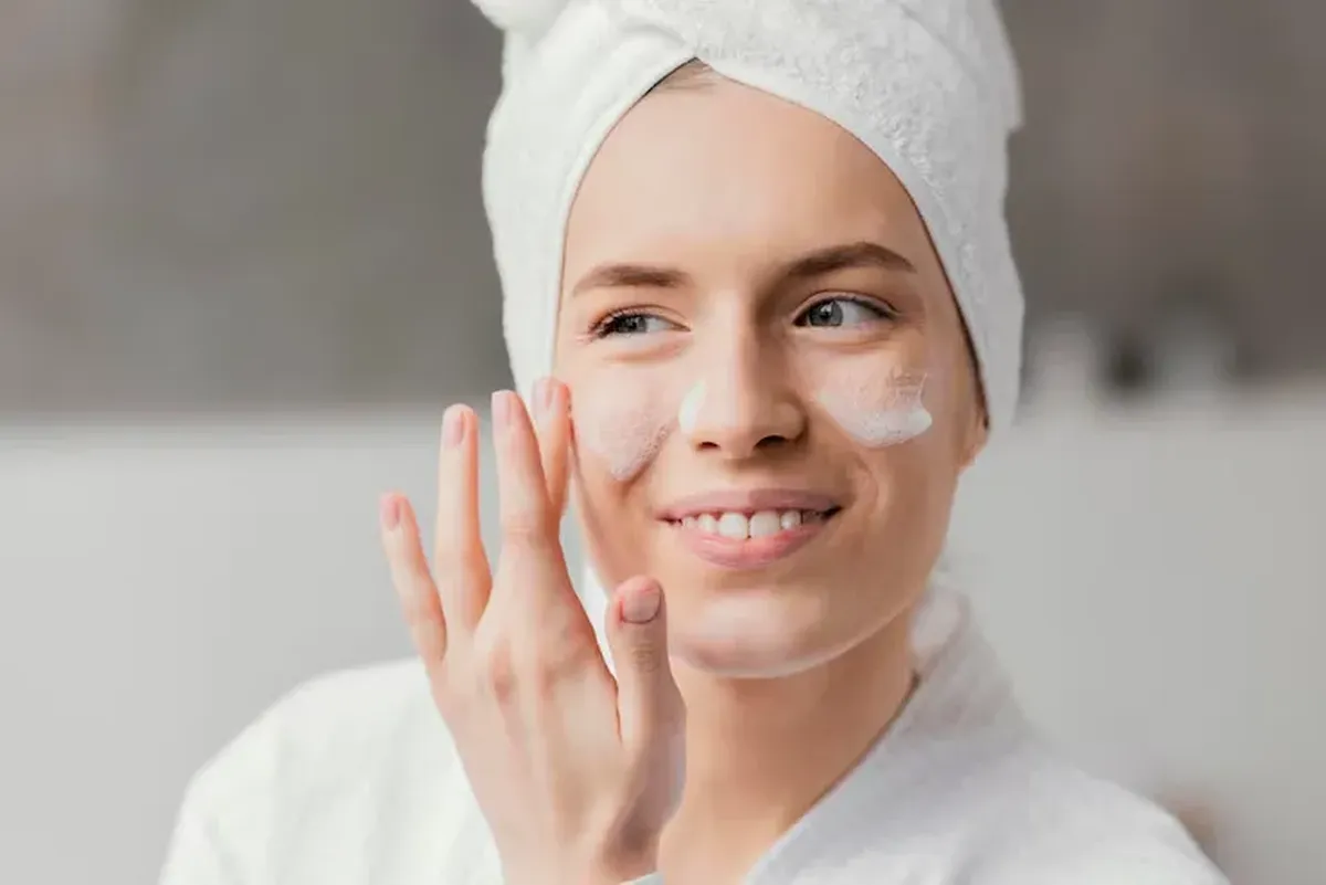 apakah sunscreen bisa memutihkan wajah