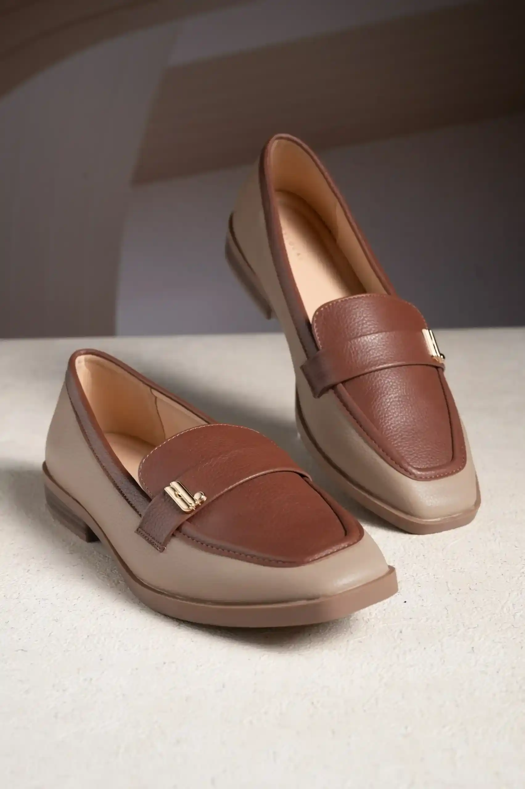 sepatu sandal wanita