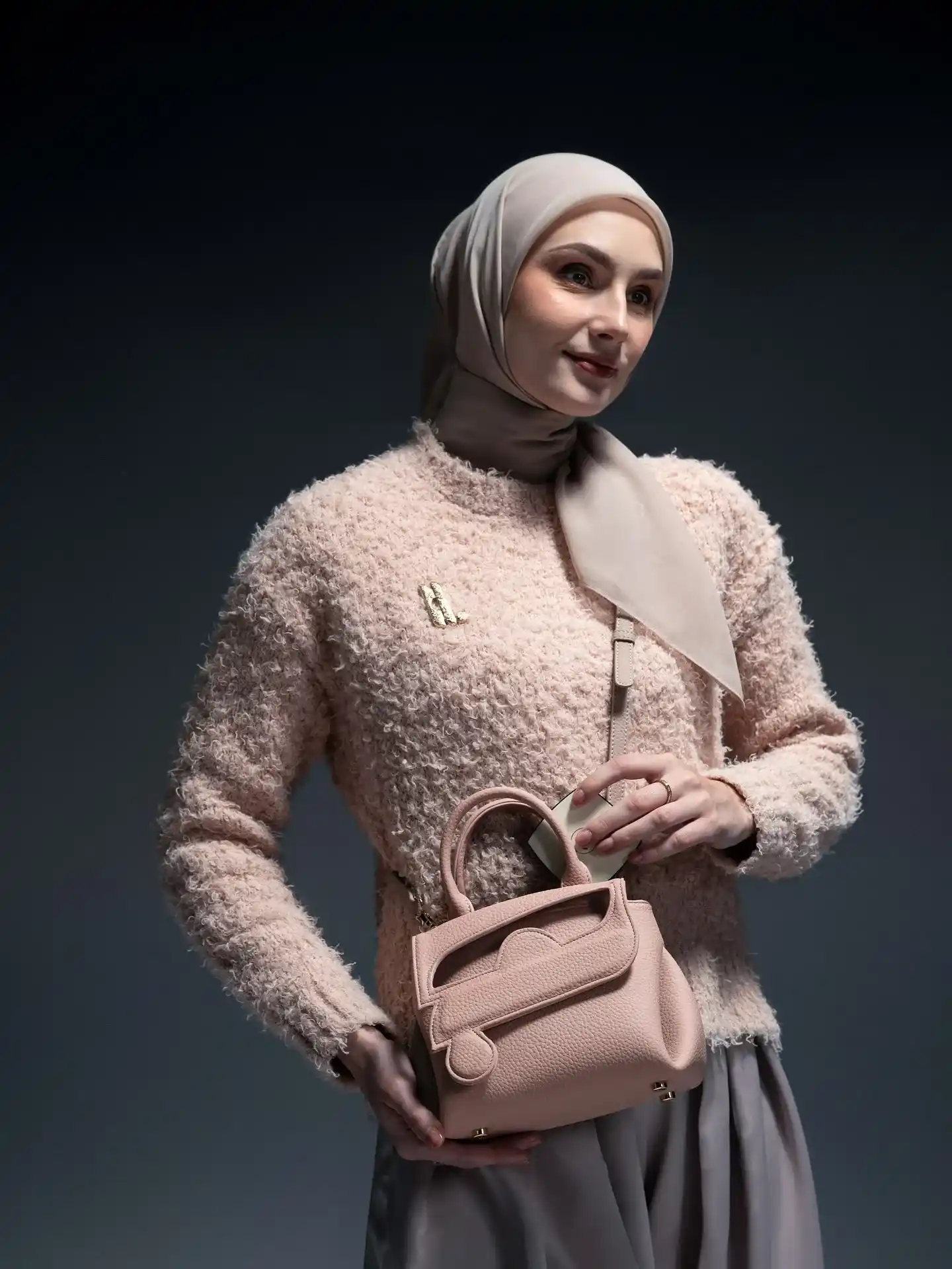 jilbab warna nude