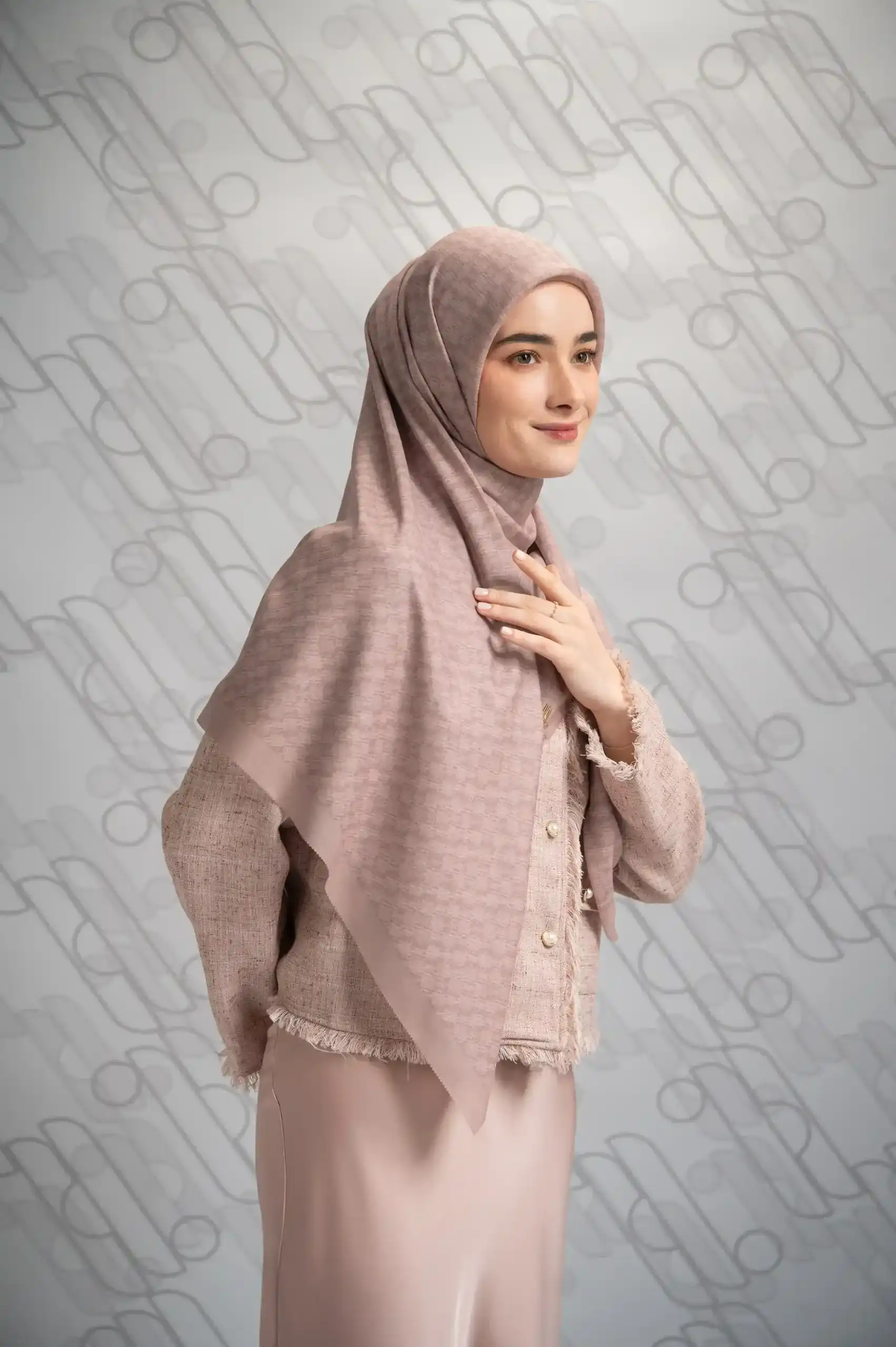 jilbab warna nude