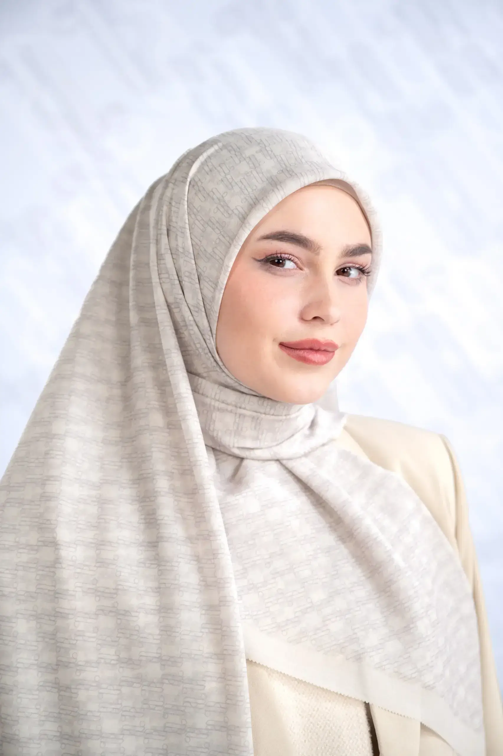 baju warna mauve cocok dengan jilbab warna apa