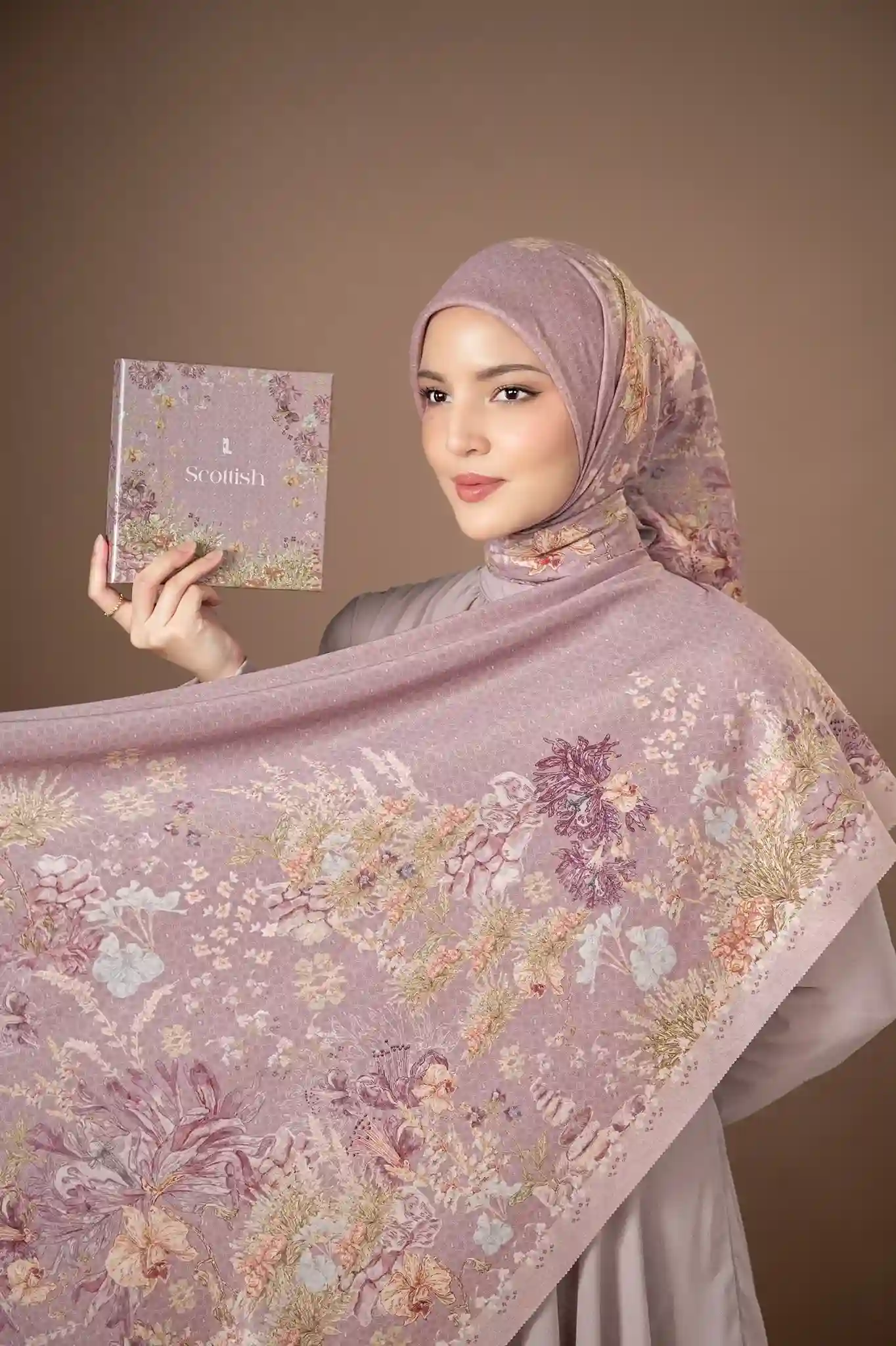baju warna mauve cocok dengan jilbab warna apa