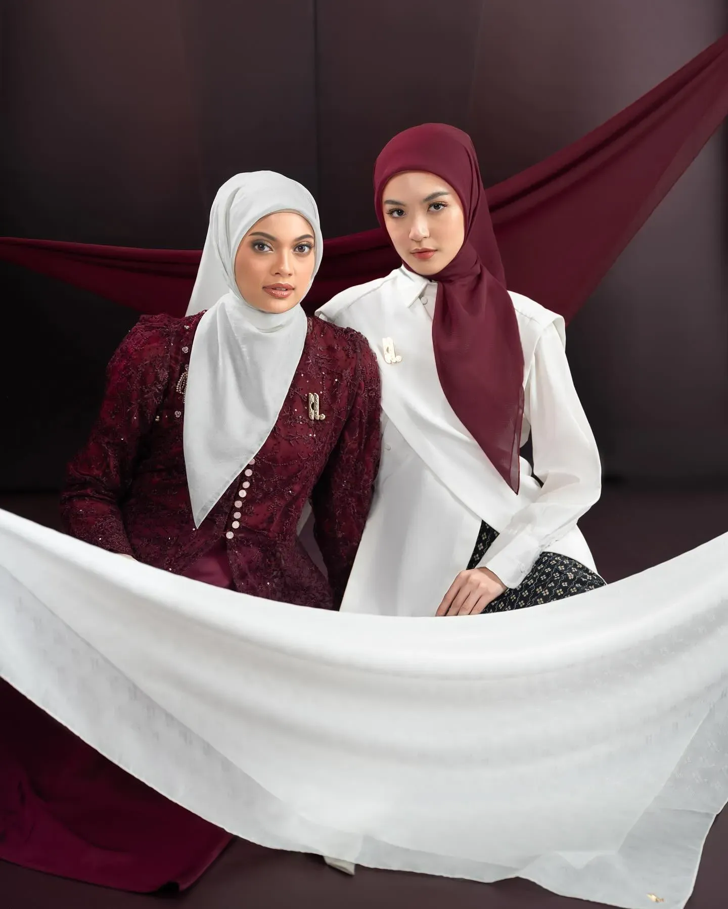 outfit merah putih hijab