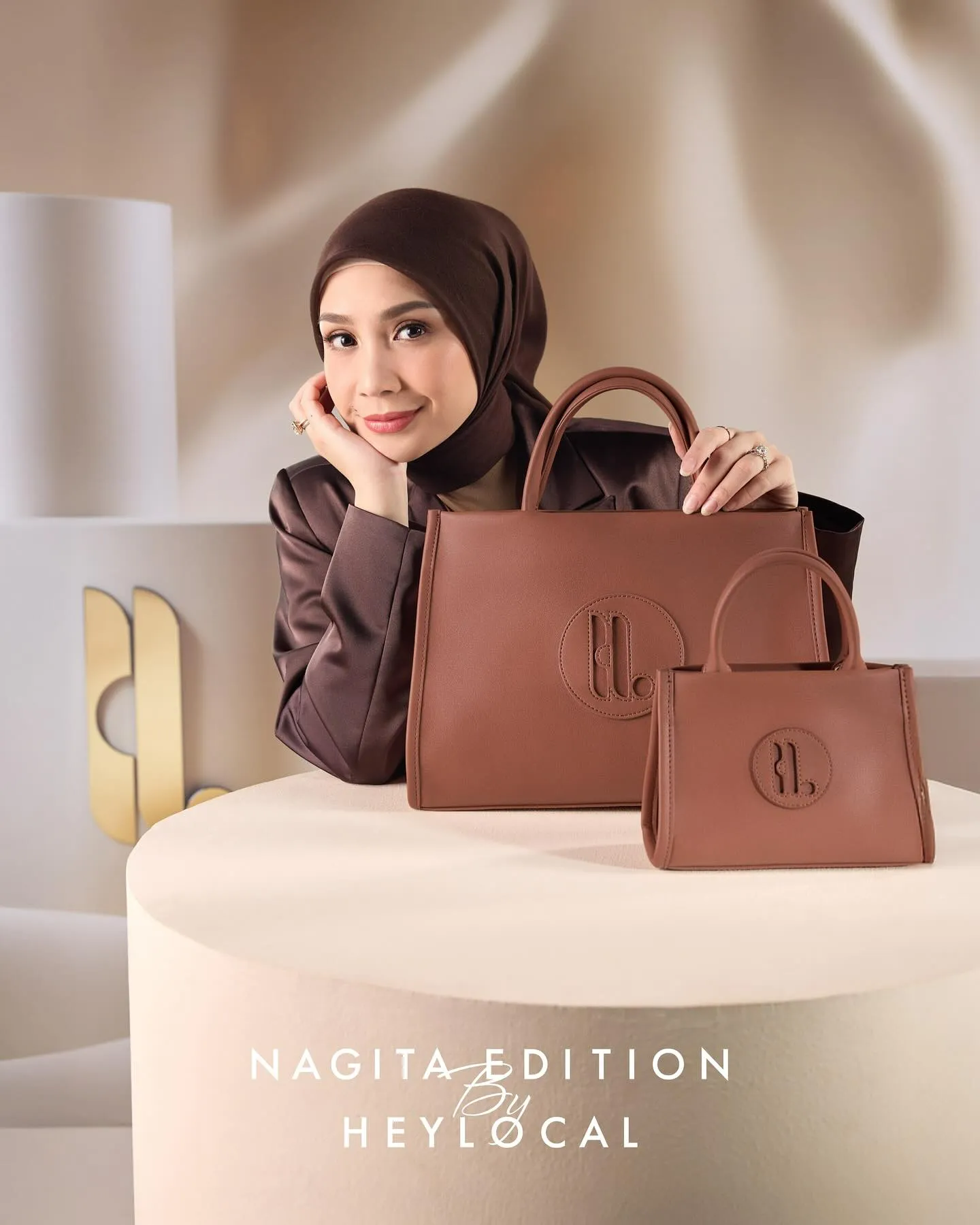 cara membersihkan tas kulit